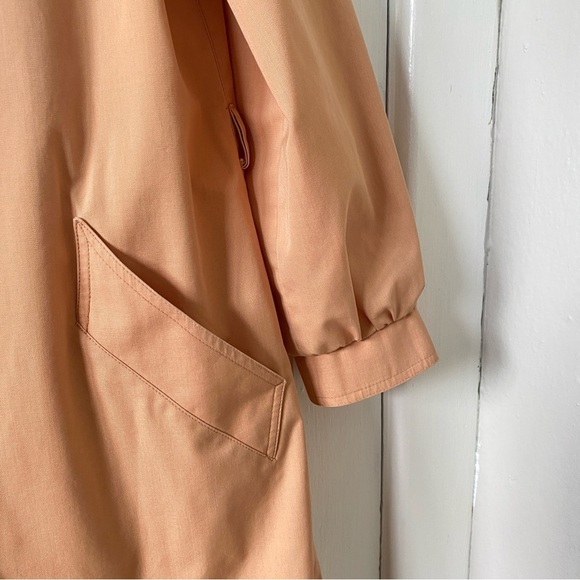 LONDON FOG Vintage Coral Trench Coat Women's Size 12 Petite Missing Belt - Picture 6 of 12